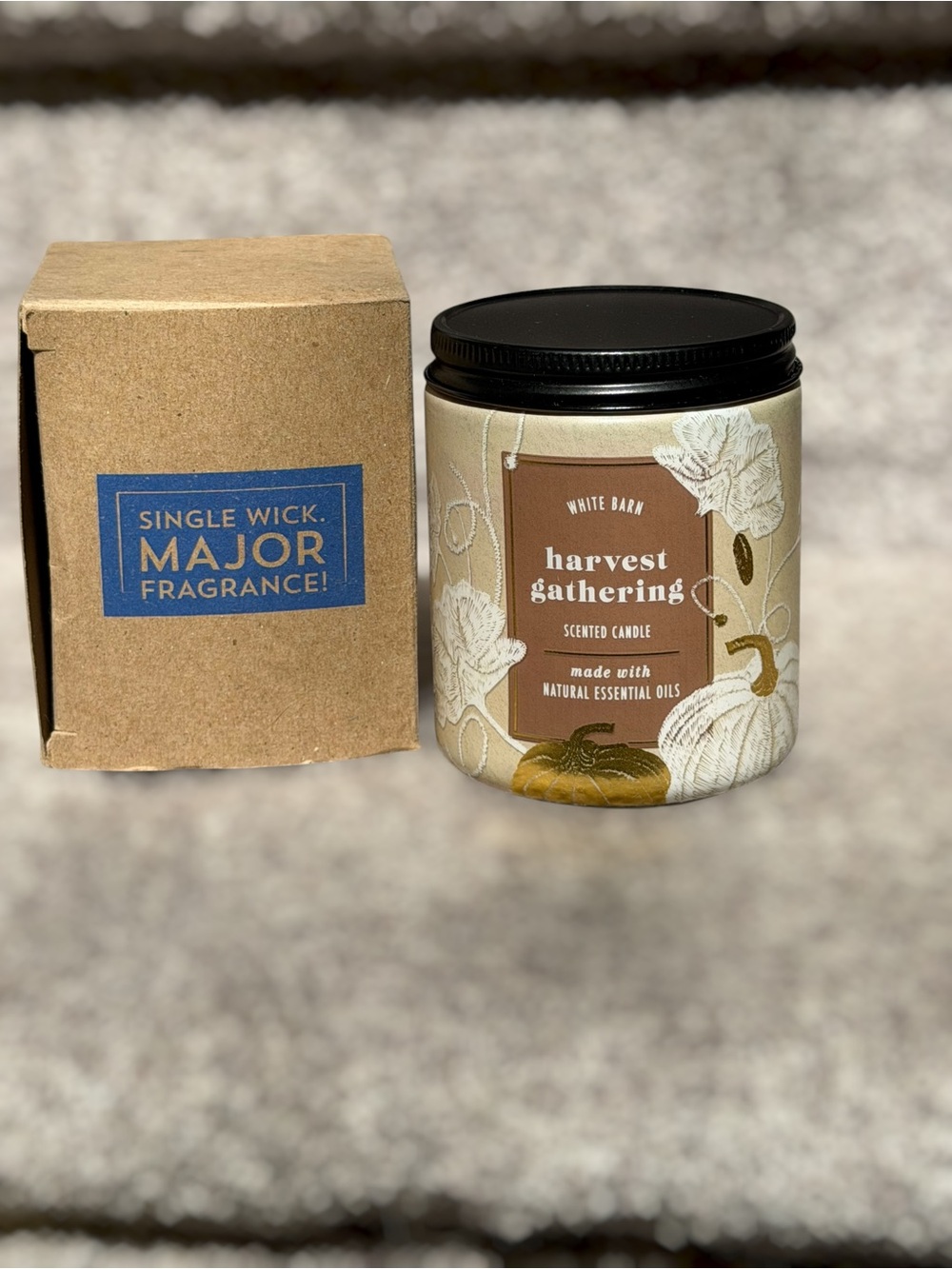 White Barn Bath & Body Works Harvest Gathering Fall Apple Clove Candle Farmhouse